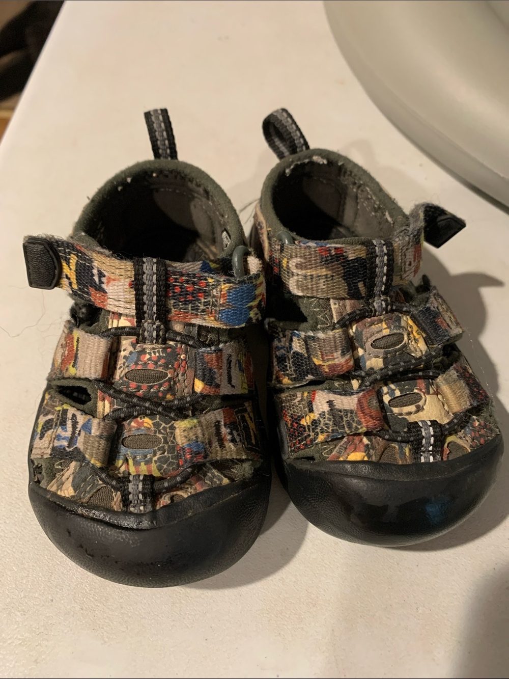 Keen toddler sandal 
Size 5
Used - good